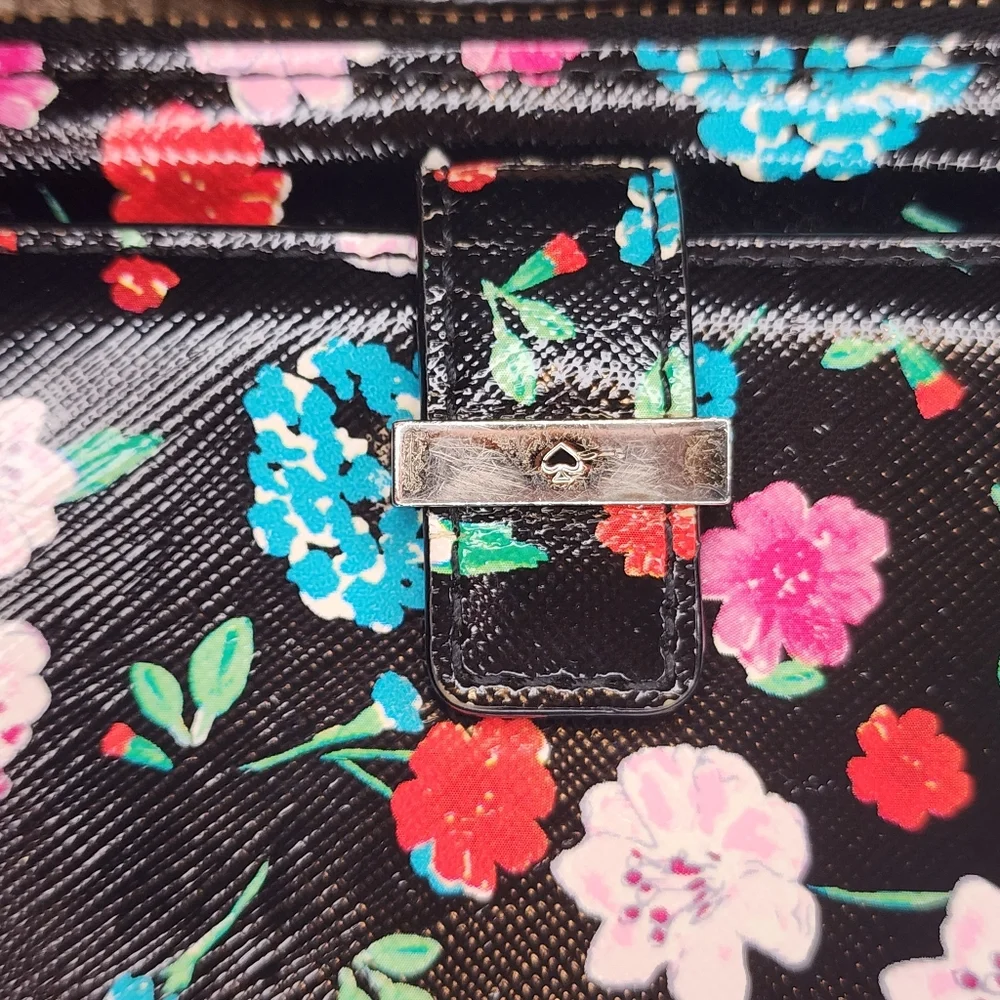 KATE SPADE Black Floral Print Zip Around Wallet Wristlet